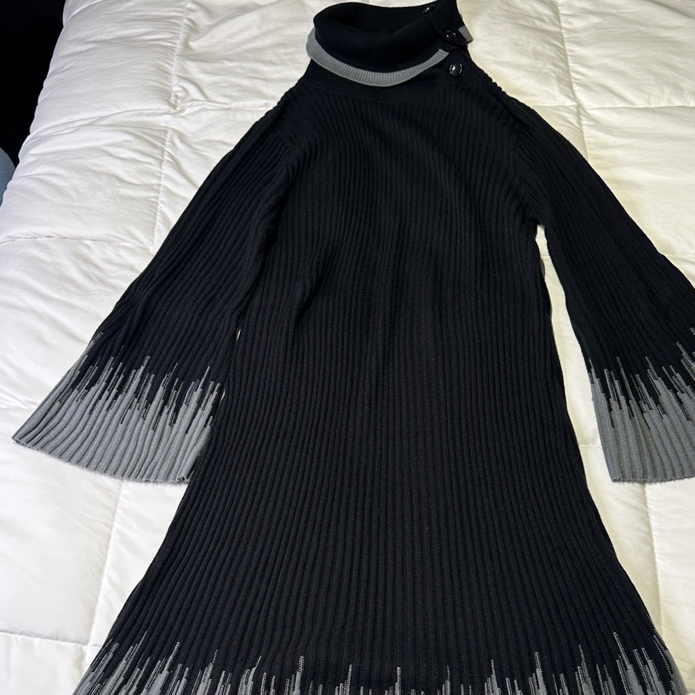 Chic Long Sleeve Black and Gray Dress